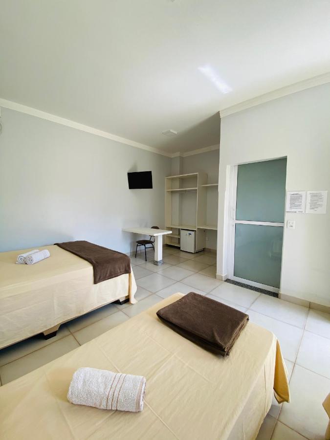 Hotel Pousada Marra Catalao Ngoại thất bức ảnh
