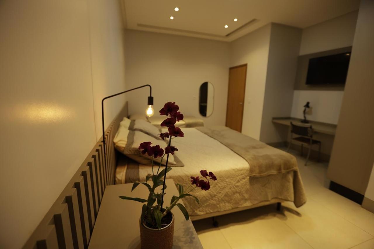 Hotel Pousada Marra Catalao Ngoại thất bức ảnh